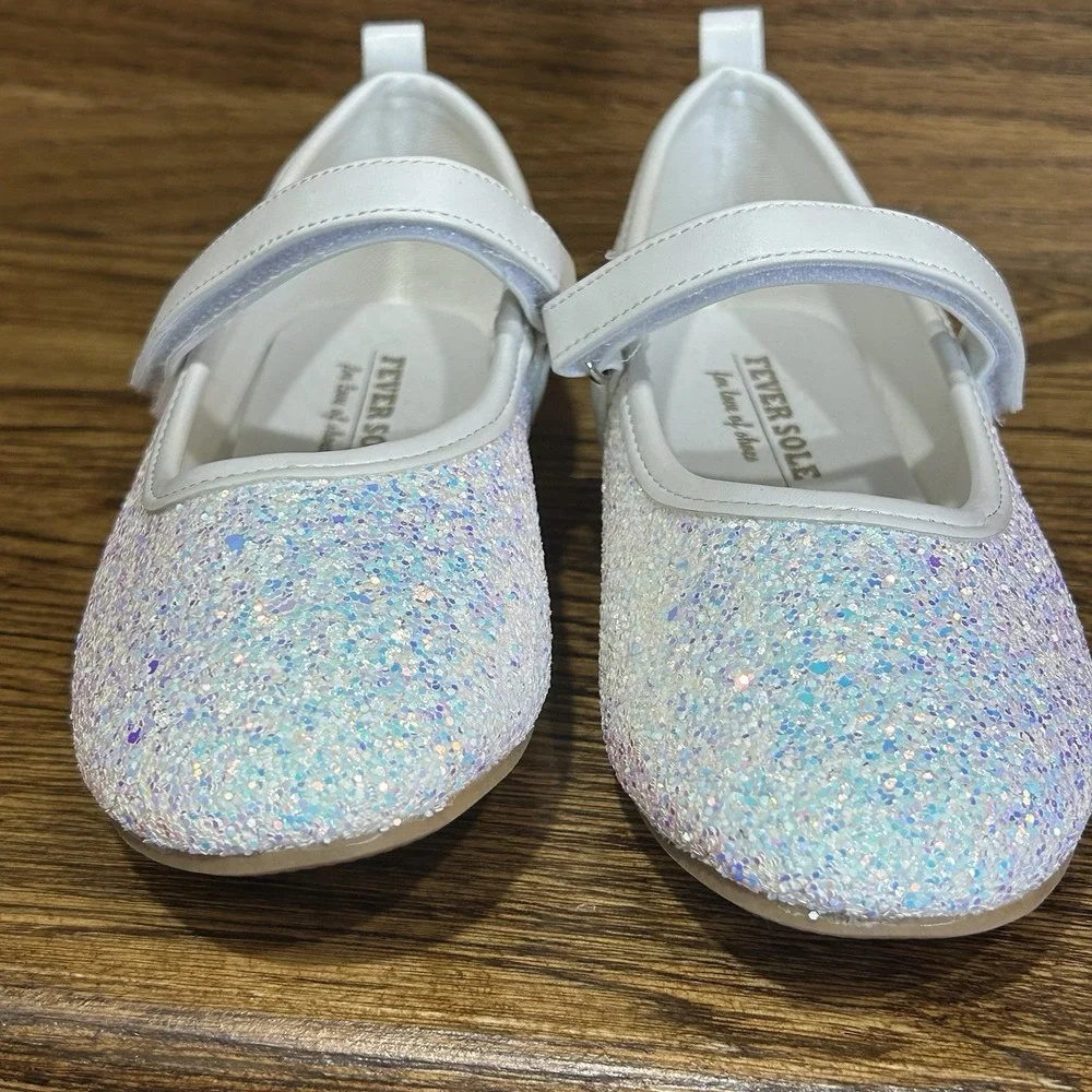 Fever Sole Girls Glitter Mary Jane Dress Shoes White Iridescent Sparkle Youth 2